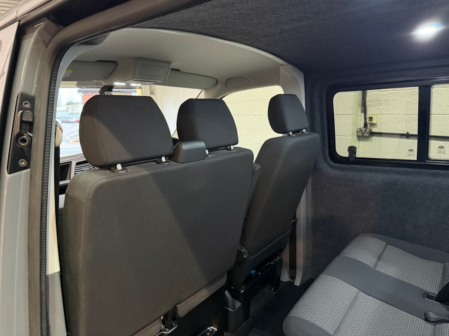 Used Volkswagen Transporter 2023 for sale - 77001927: Photo 27