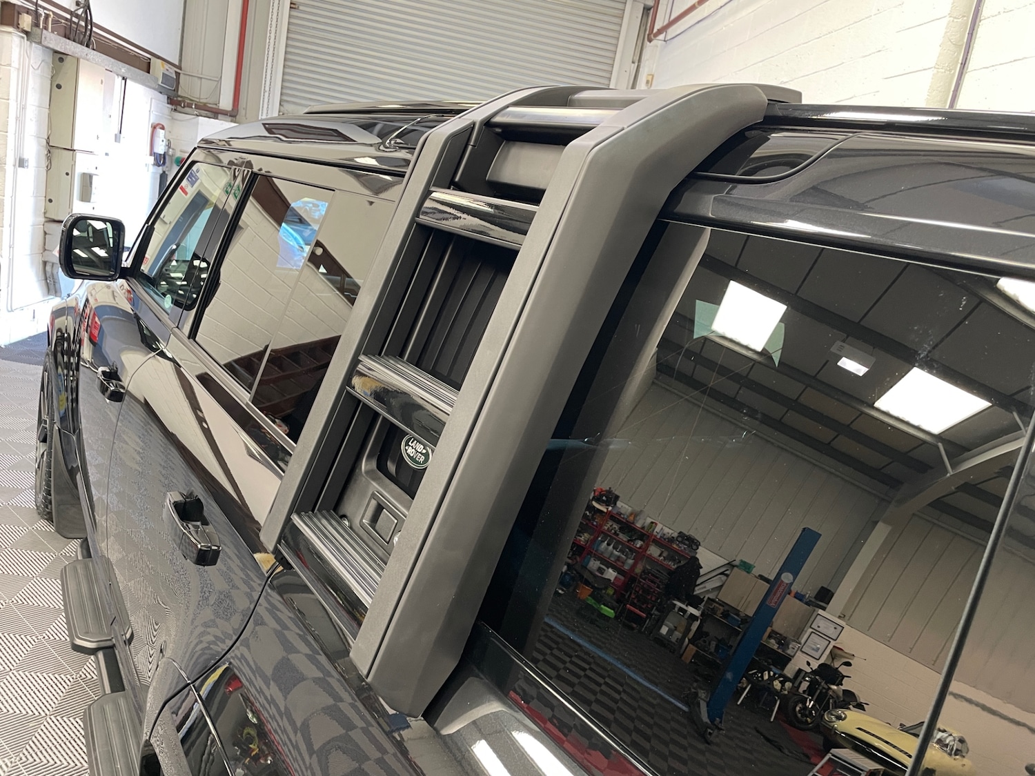 Used Land Rover Defender 2021 for sale - 76693515: Photo 18