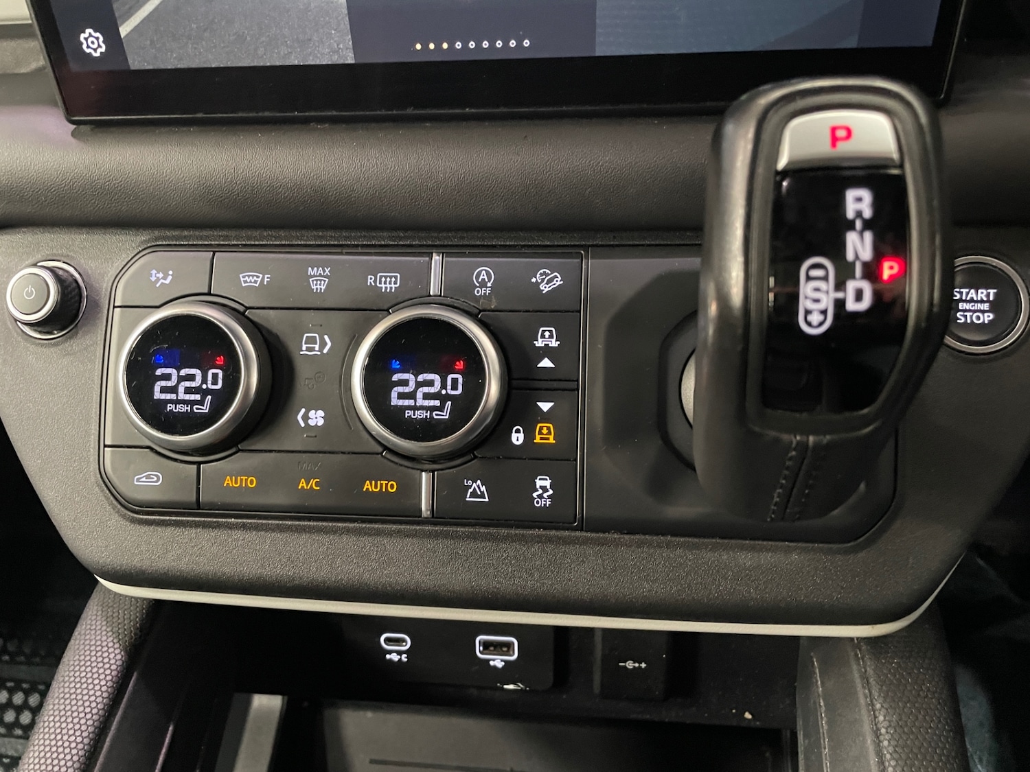 Used Land Rover Defender 2021 for sale - 76693515: Photo 39