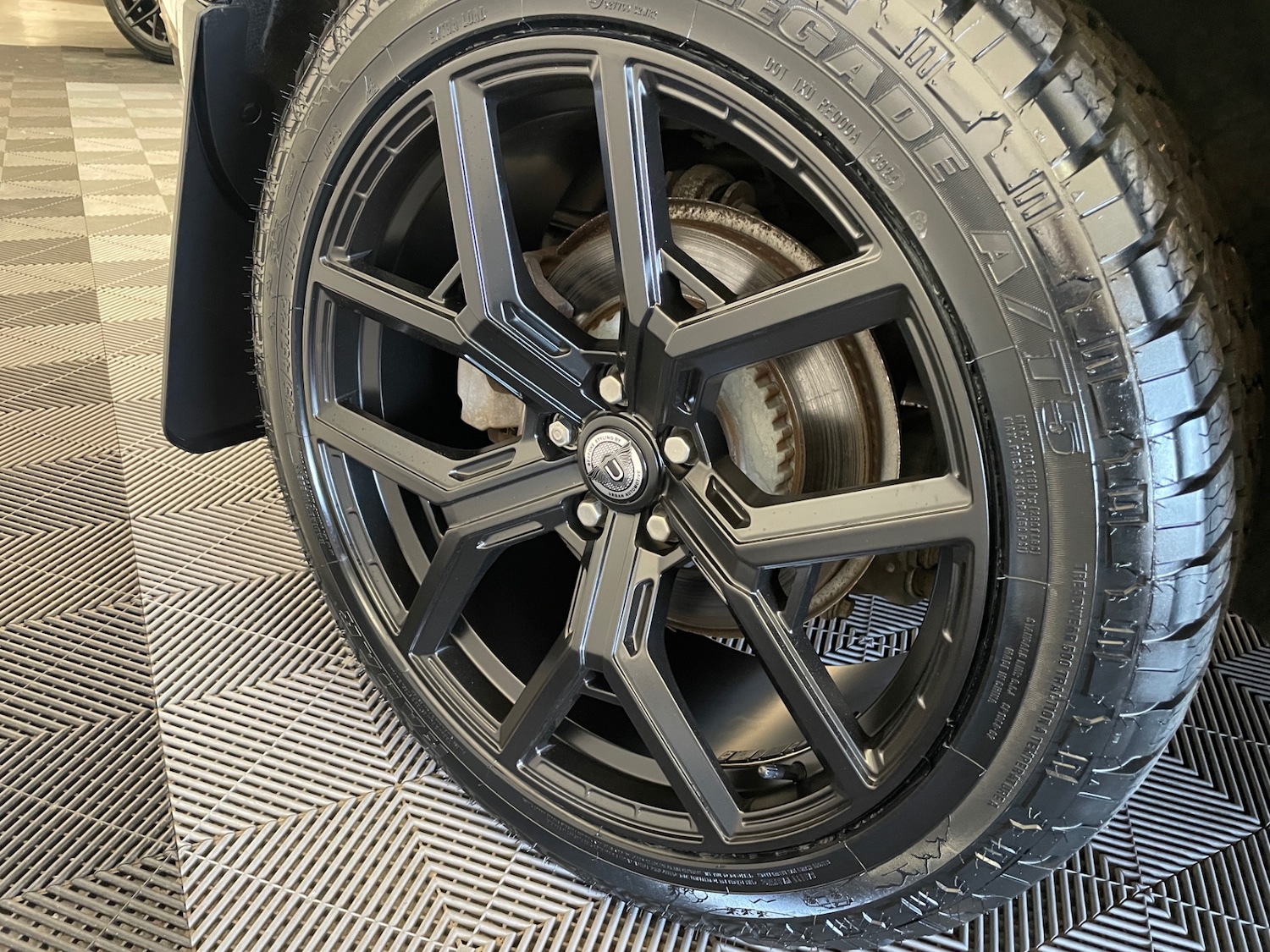 Used Land Rover Defender 2021 for sale - 76693515: Photo 53