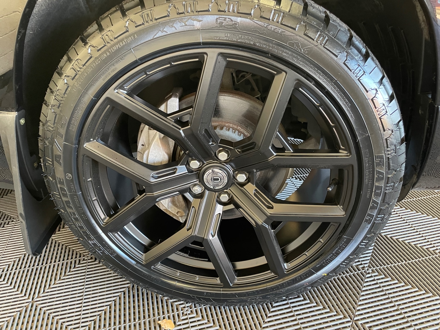 Used Land Rover Defender 2021 for sale - 76693515: Photo 56