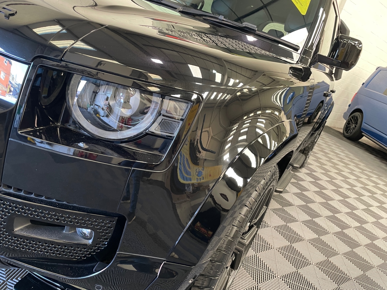 Used Land Rover Defender 2021 for sale - 76693515: Photo 65