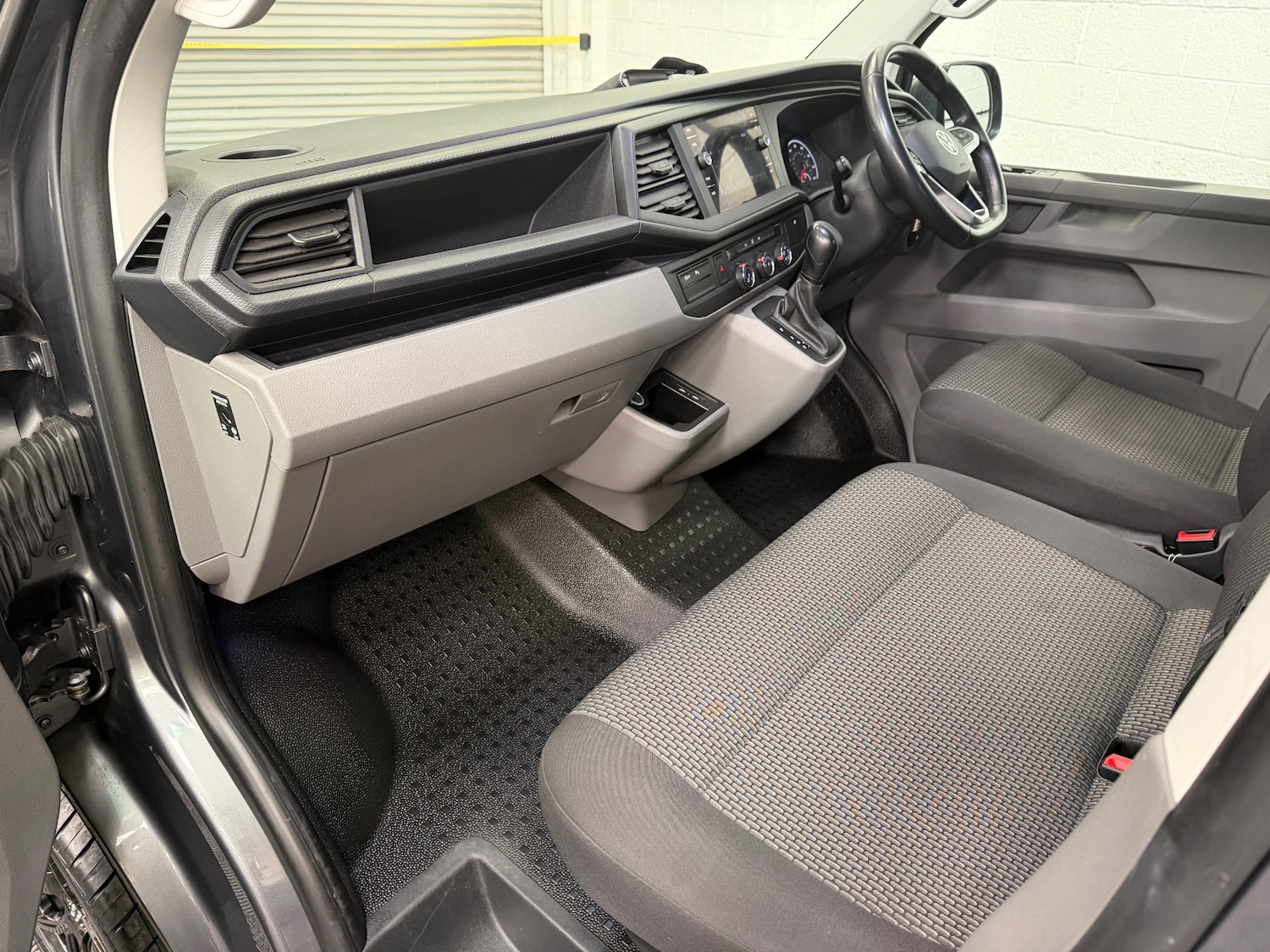 Used Volkswagen Transporter 2021 for sale - 77819099: Photo 23