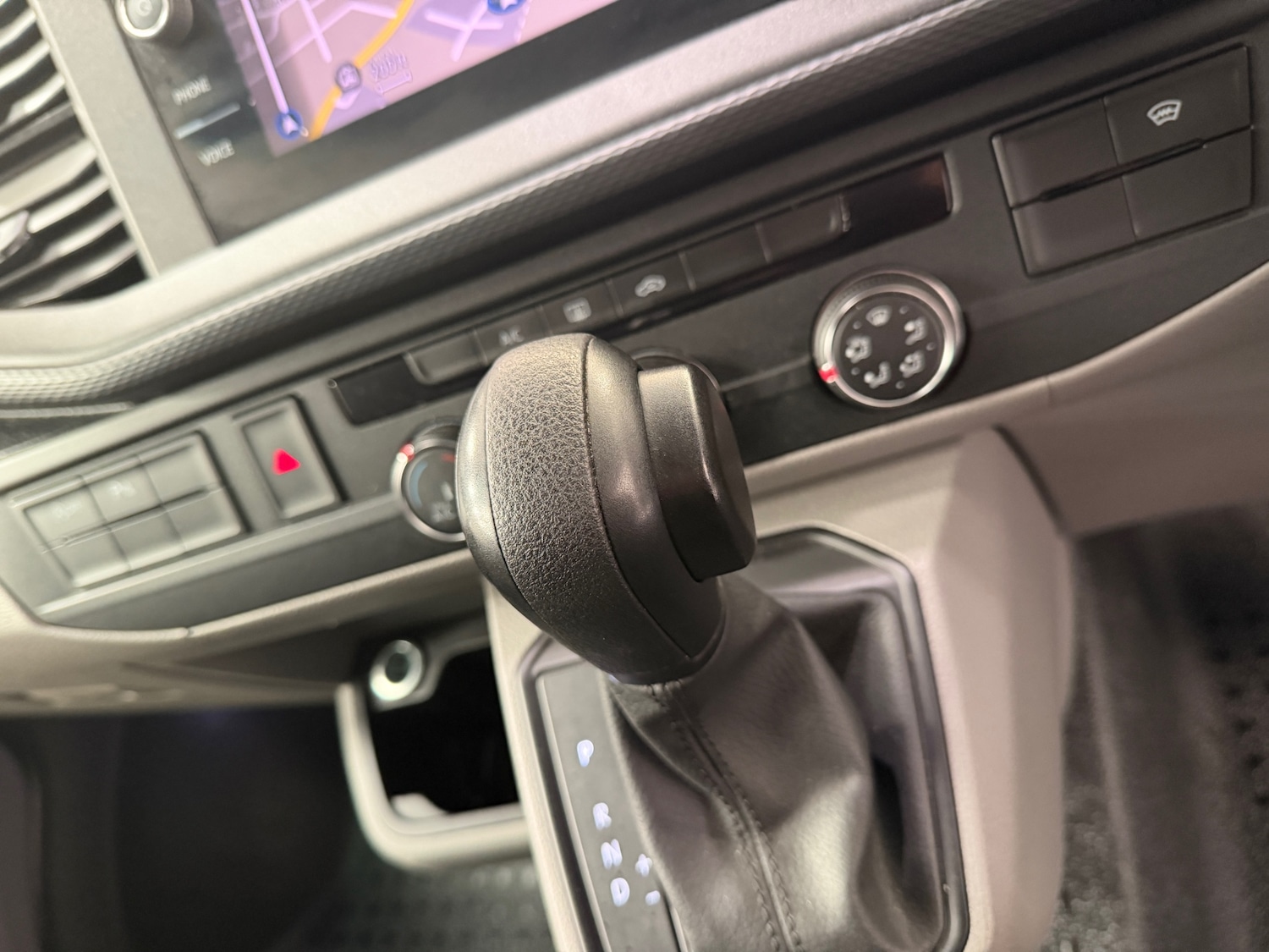 Used Volkswagen Transporter 2021 for sale - 77819099: Photo 29