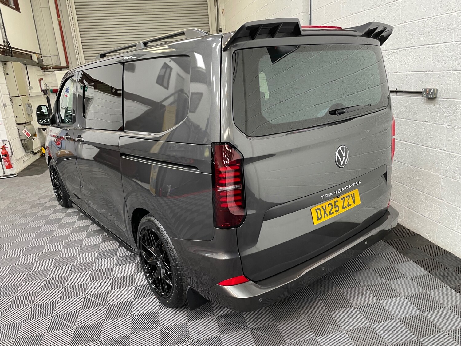 Used Volkswagen Transporter 2025 for sale - 76113911: Photo 14