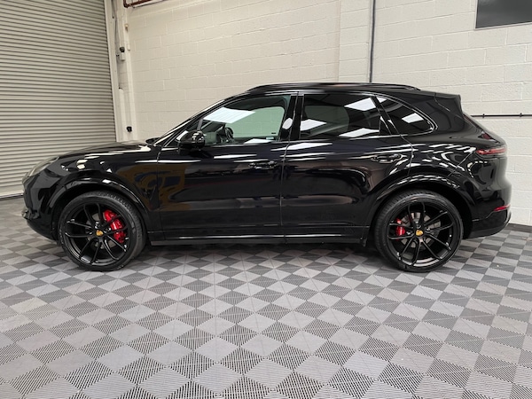 Used Porsche Cayenne 2018 for sale - 73000954: Photo 4