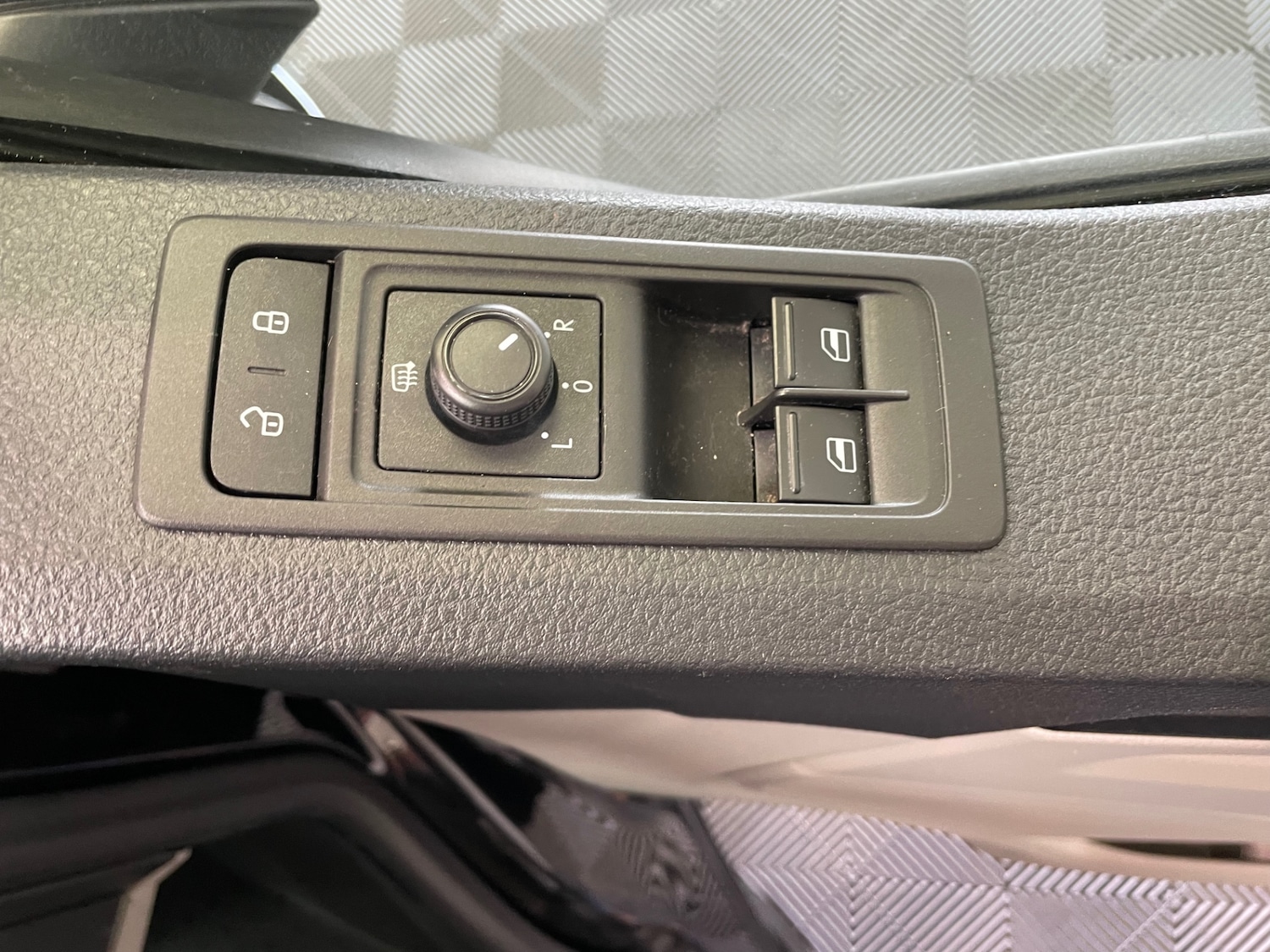 Used Volkswagen Transporter 2019 for sale - 78122308: Photo 29