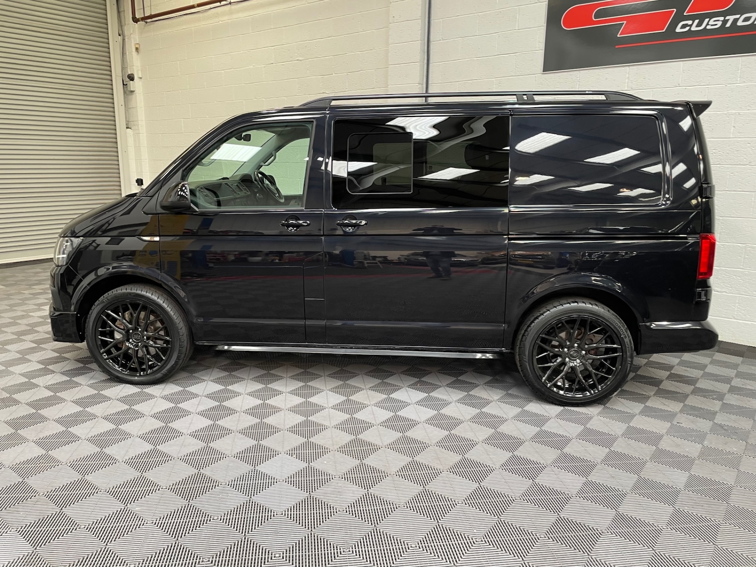 Used Volkswagen Transporter 2019 for sale - 78122308: Photo 5