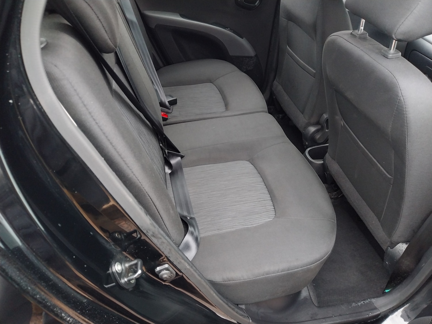 Used Hyundai i10 2013 for sale - 76982611: Photo 15