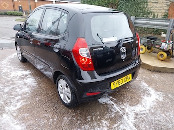 Used Hyundai i10 2013 for sale - 76982611: Photo