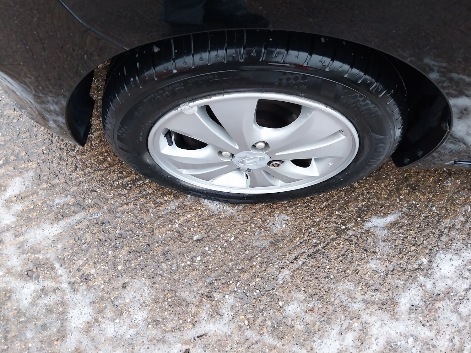 Used Hyundai i10 2013 for sale - 76982611: Photo 9