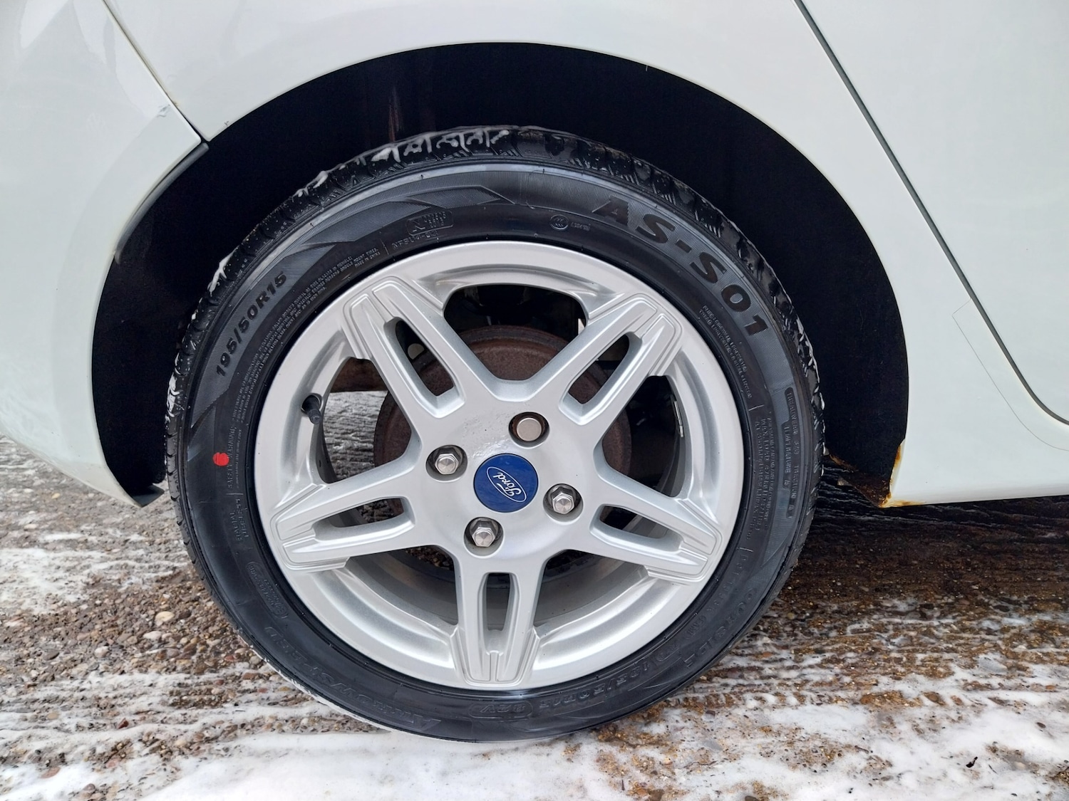 Used Ford Fiesta 2014 for sale - 76682305: Photo 10