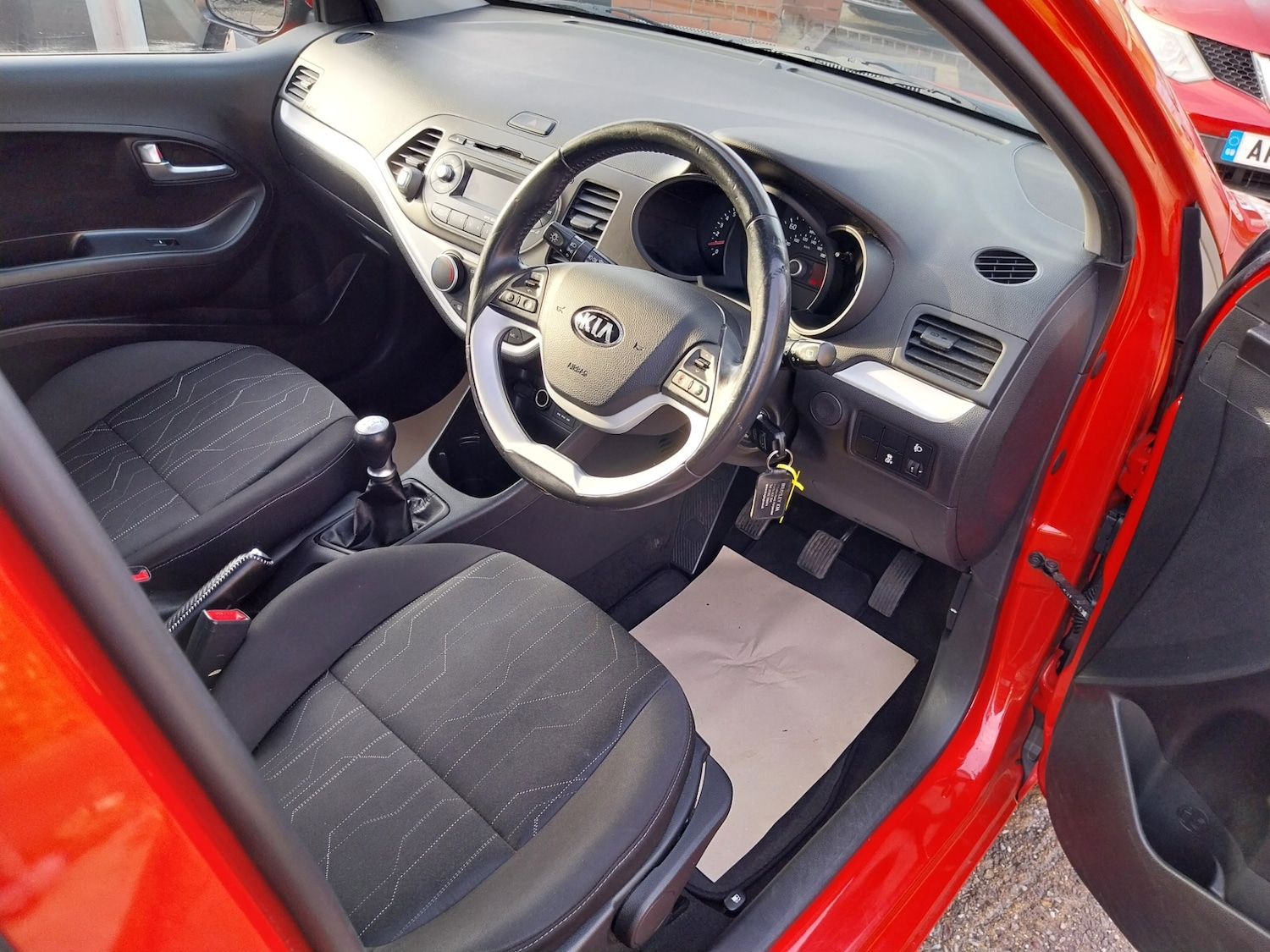 Used Kia Picanto 2014 for sale - 77763067: Photo 11