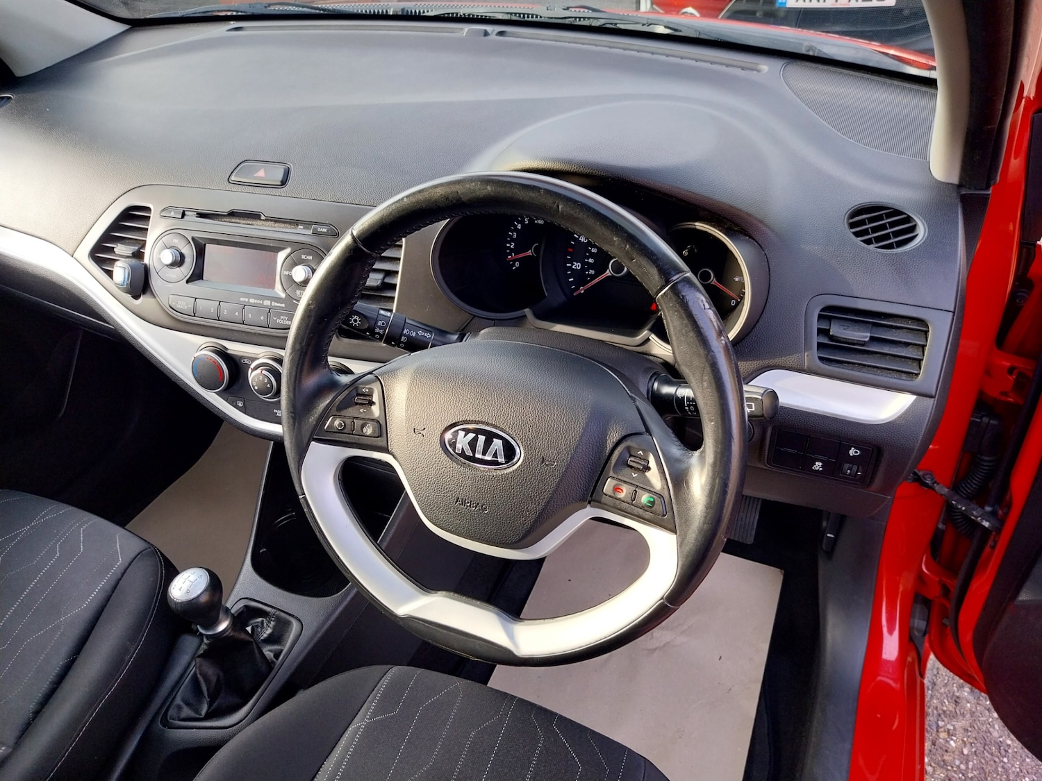 Used Kia Picanto 2014 for sale - 77763067: Photo 12