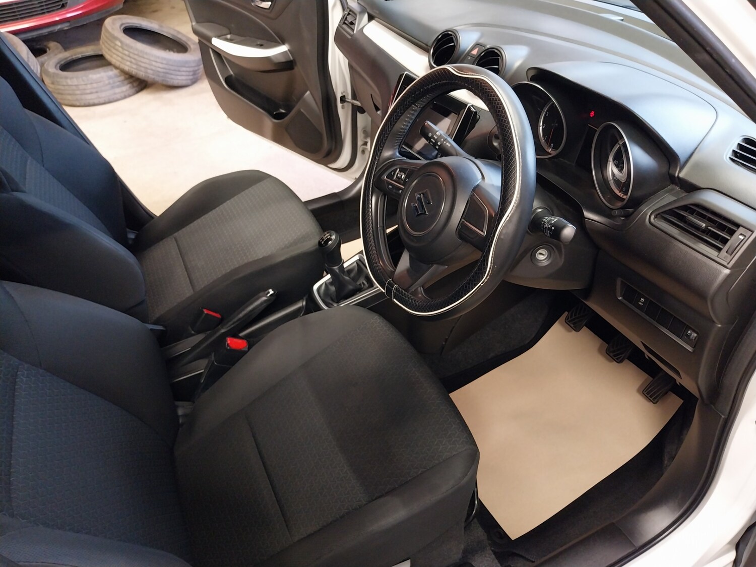 Used Suzuki Swift 2017 for sale - 77679095: Photo 13