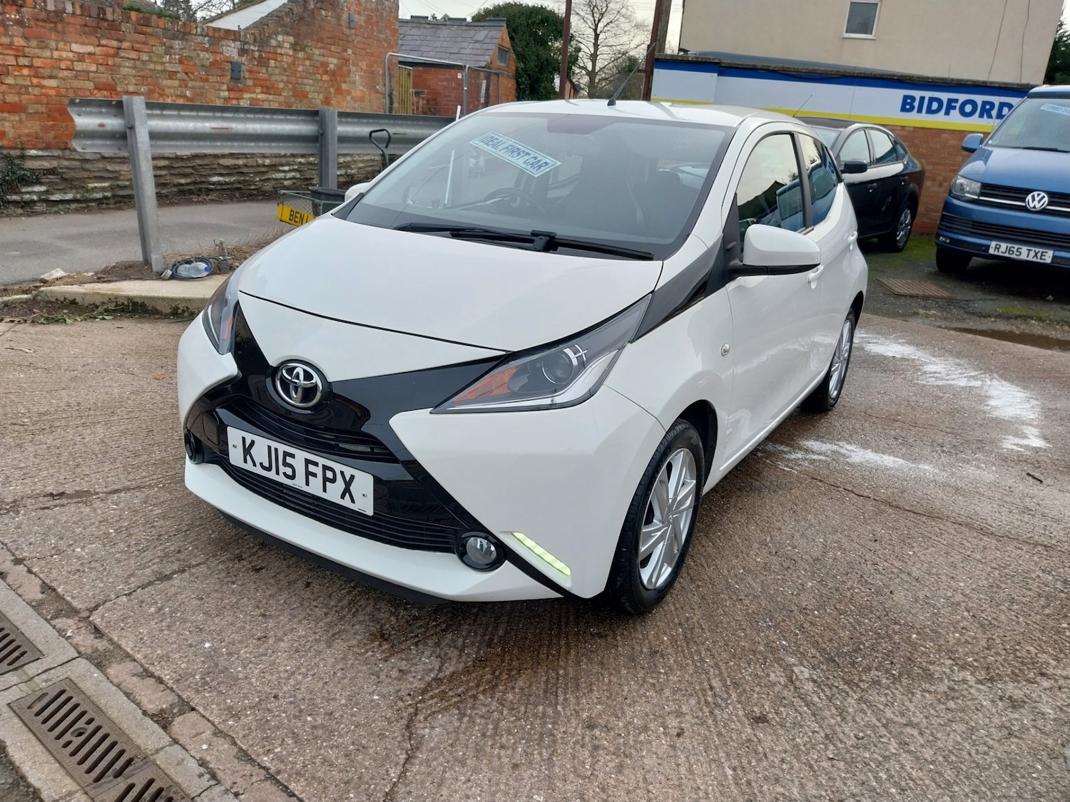 Used Toyota AYGO 2015 for sale - 77579235: Photo 3