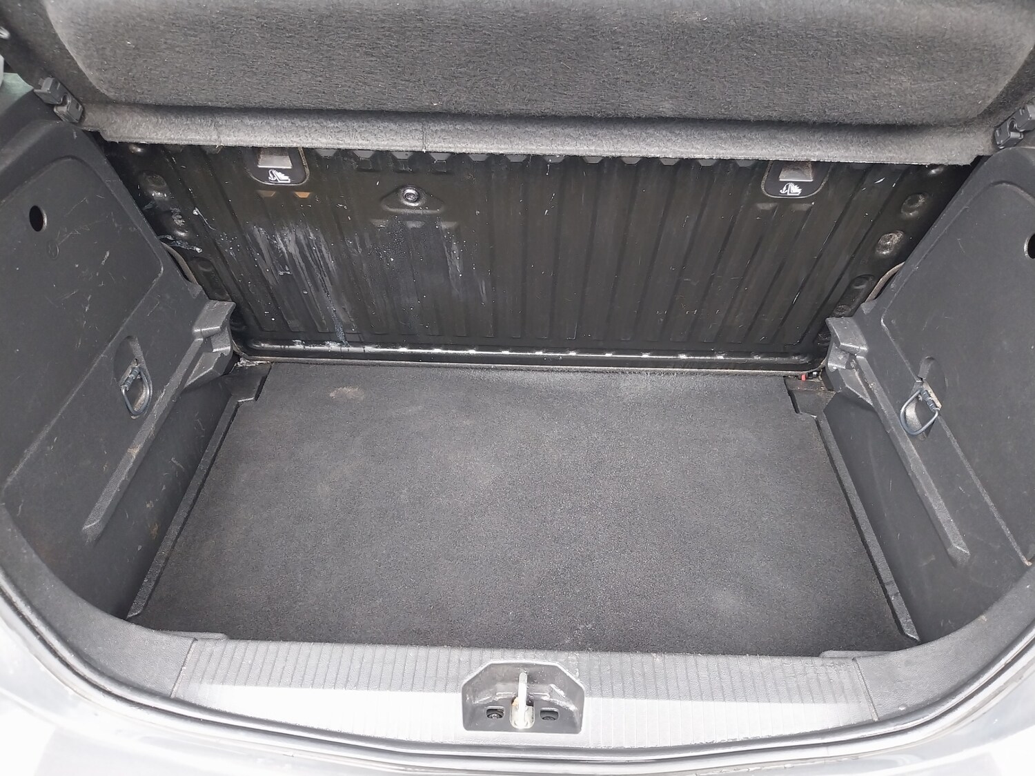 Used Vauxhall Corsa 2015 for sale - 77489810: Photo 16