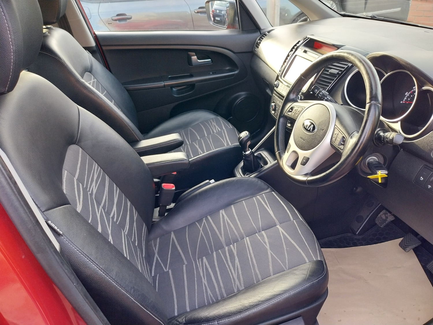 Used Kia Venga 2015 for sale - 77763143: Photo 13