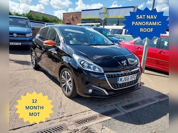 Used Peugeot 208 2017 for sale - 78310827: Photo