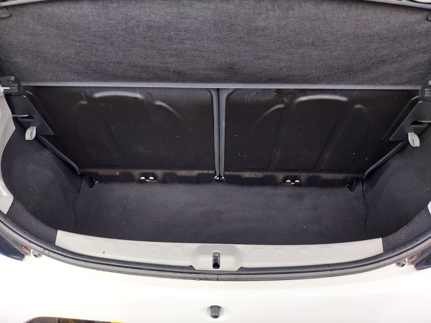 Used Toyota AYGO 2014 for sale - 77984079: Photo 17