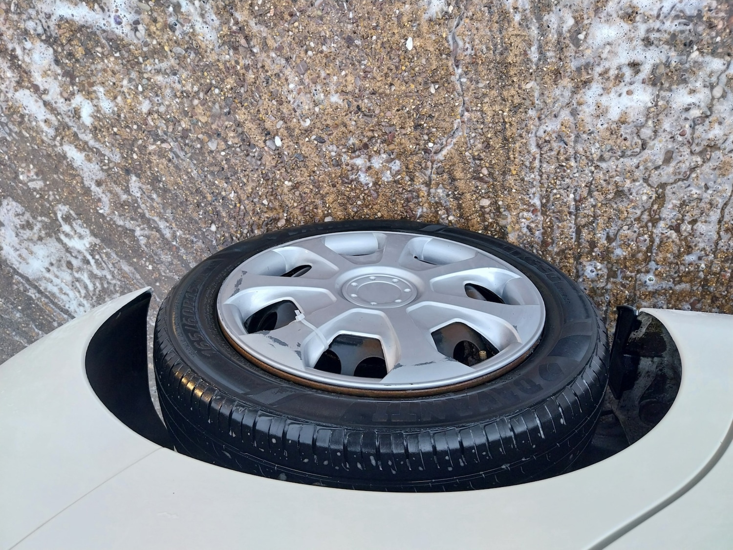 Used Toyota AYGO 2016 for sale - 77336326: Photo 10