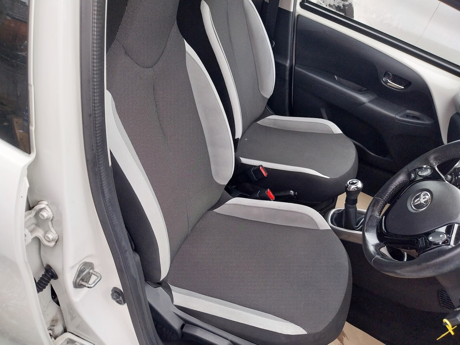 Used Toyota AYGO 2016 for sale - 77336326: Photo 11