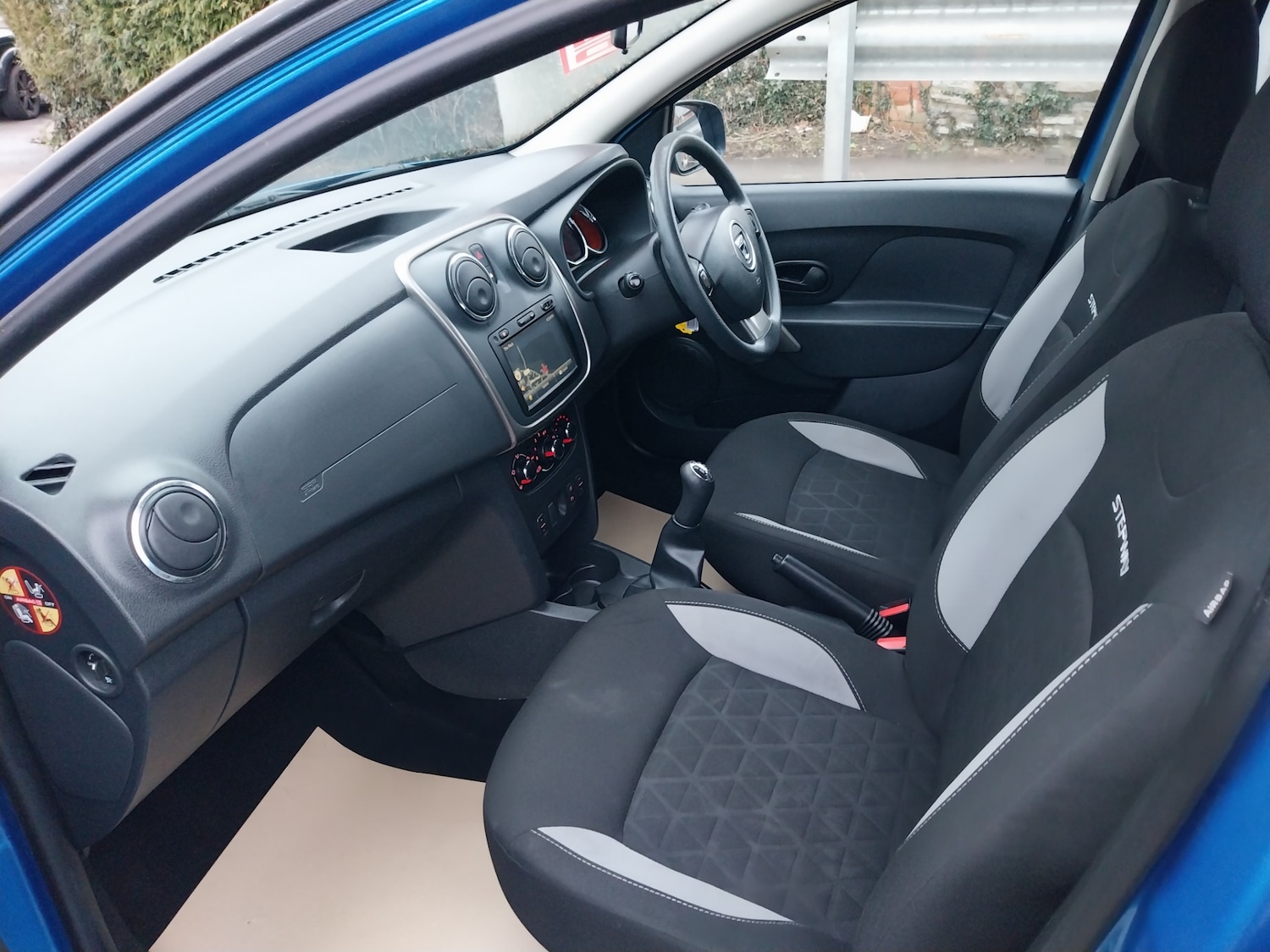 Used Dacia Sandero Stepway 2015 for sale - 77381215: Photo 20