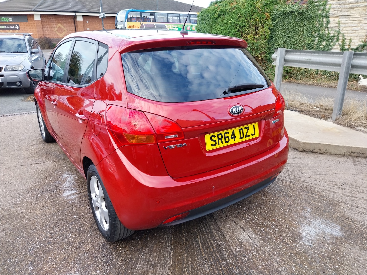 Used Kia Venga 2014 for sale - 76383441: Photo 4