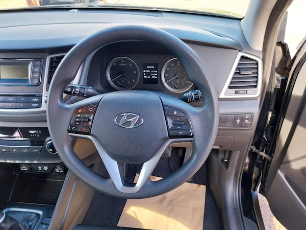 Used Hyundai TUCSON 2017 for sale - 76330183: Photo 12