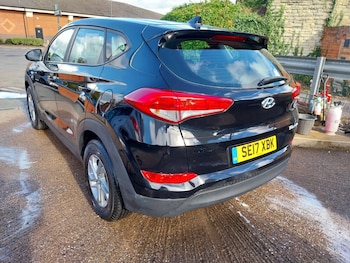 Used Hyundai TUCSON 2017 for sale - 76330183: Photo 4