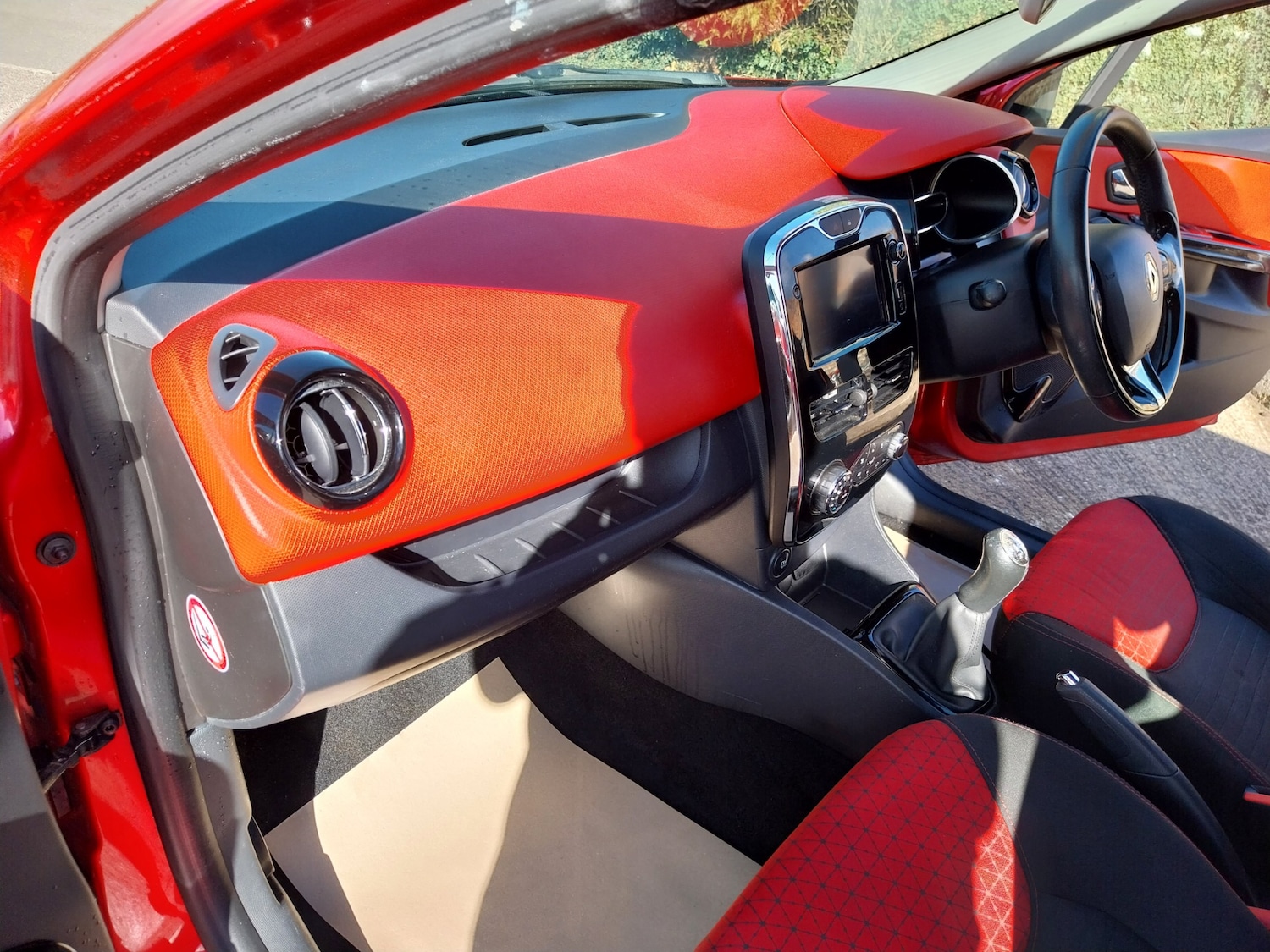 Used Renault Clio 2013 for sale - 78025847: Photo 19