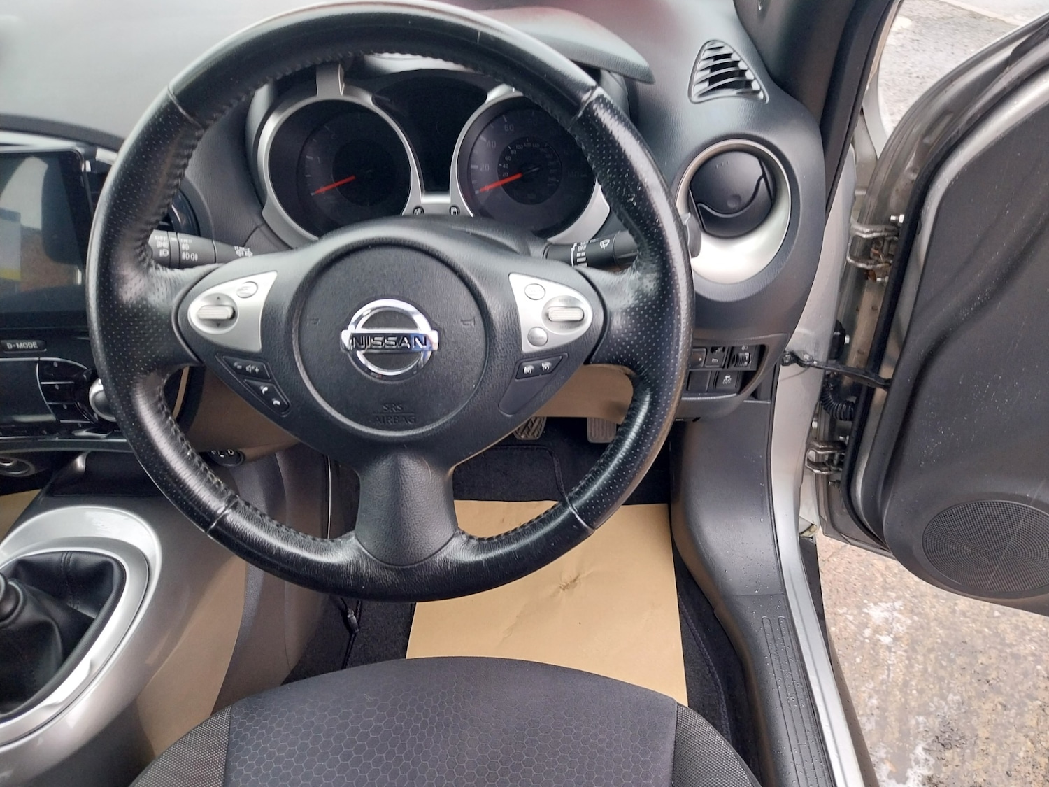 Used Nissan Juke 2011 for sale - 76402527: Photo 12