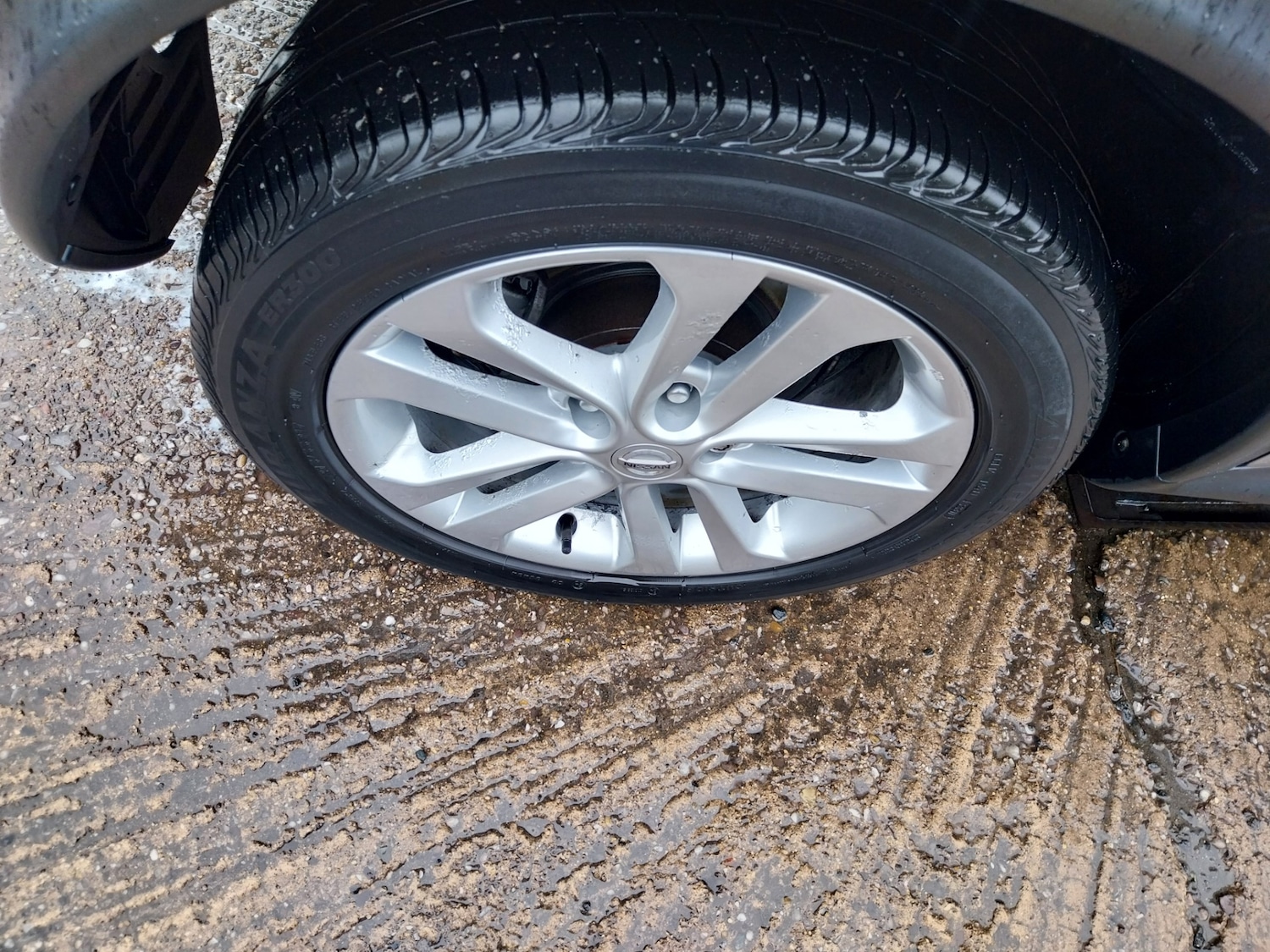 Used Nissan Juke 2011 for sale - 76402527: Photo 6