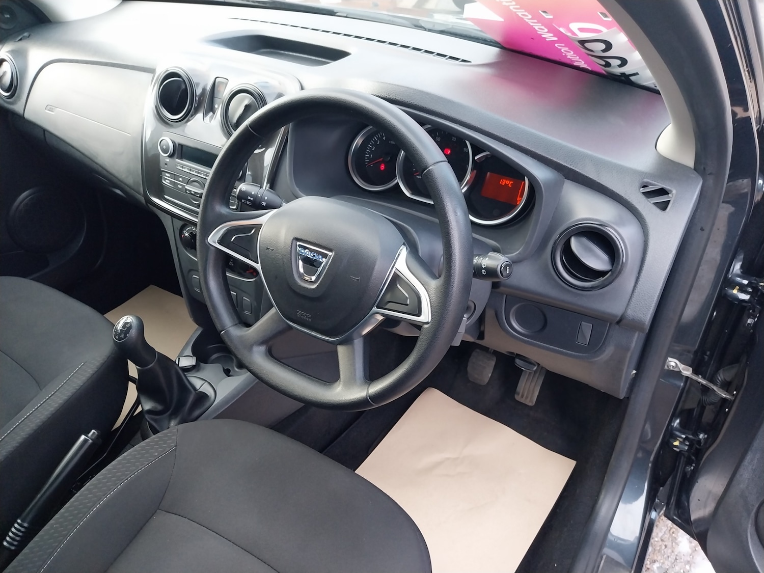 Used Dacia Sandero 2018 for sale - 77353874: Photo 12