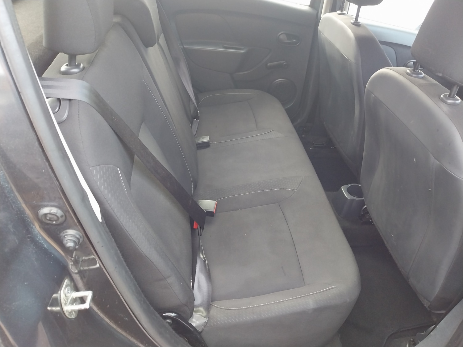 Used Dacia Sandero 2018 for sale - 77353874: Photo 15