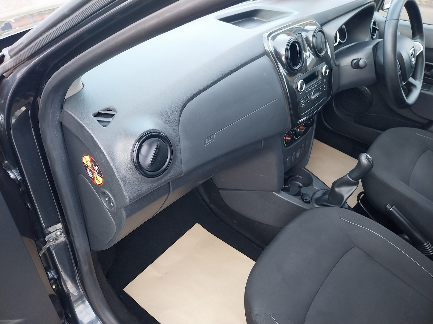 Used Dacia Sandero 2018 for sale - 77353874: Photo 18