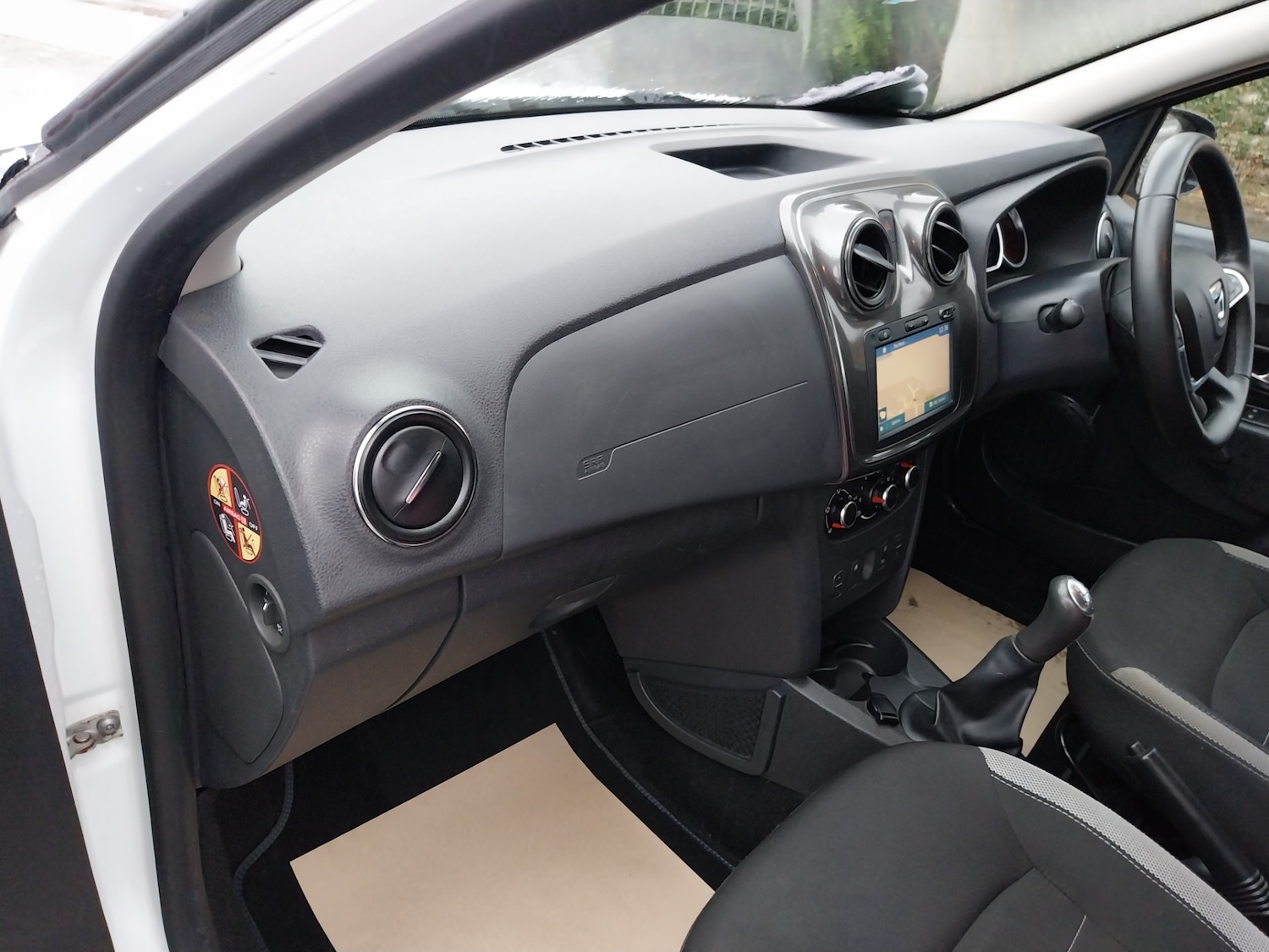 Used Dacia Sandero Stepway 2018 for sale - 76980787: Photo 19