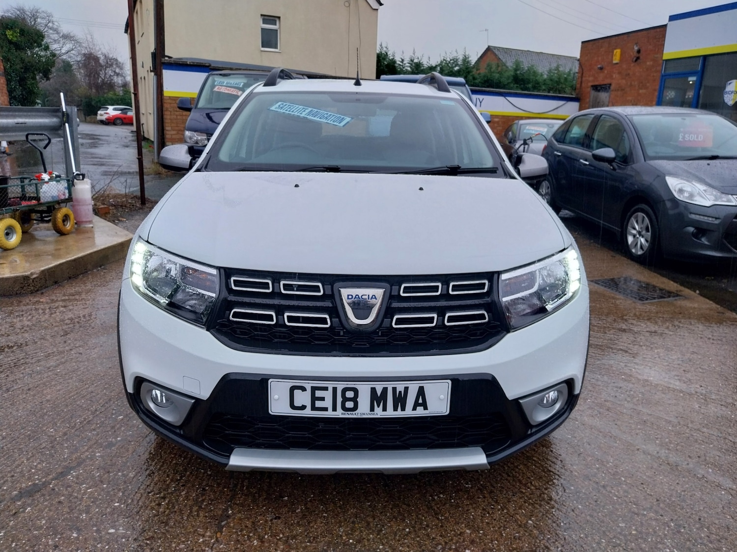Used Dacia Sandero Stepway 2018 for sale - 76980787: Photo 8