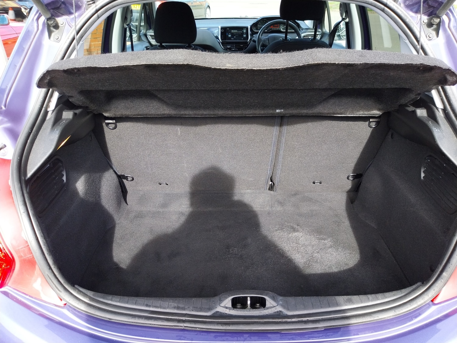 Used Peugeot 208 2015 for sale - 77916191: Photo 17