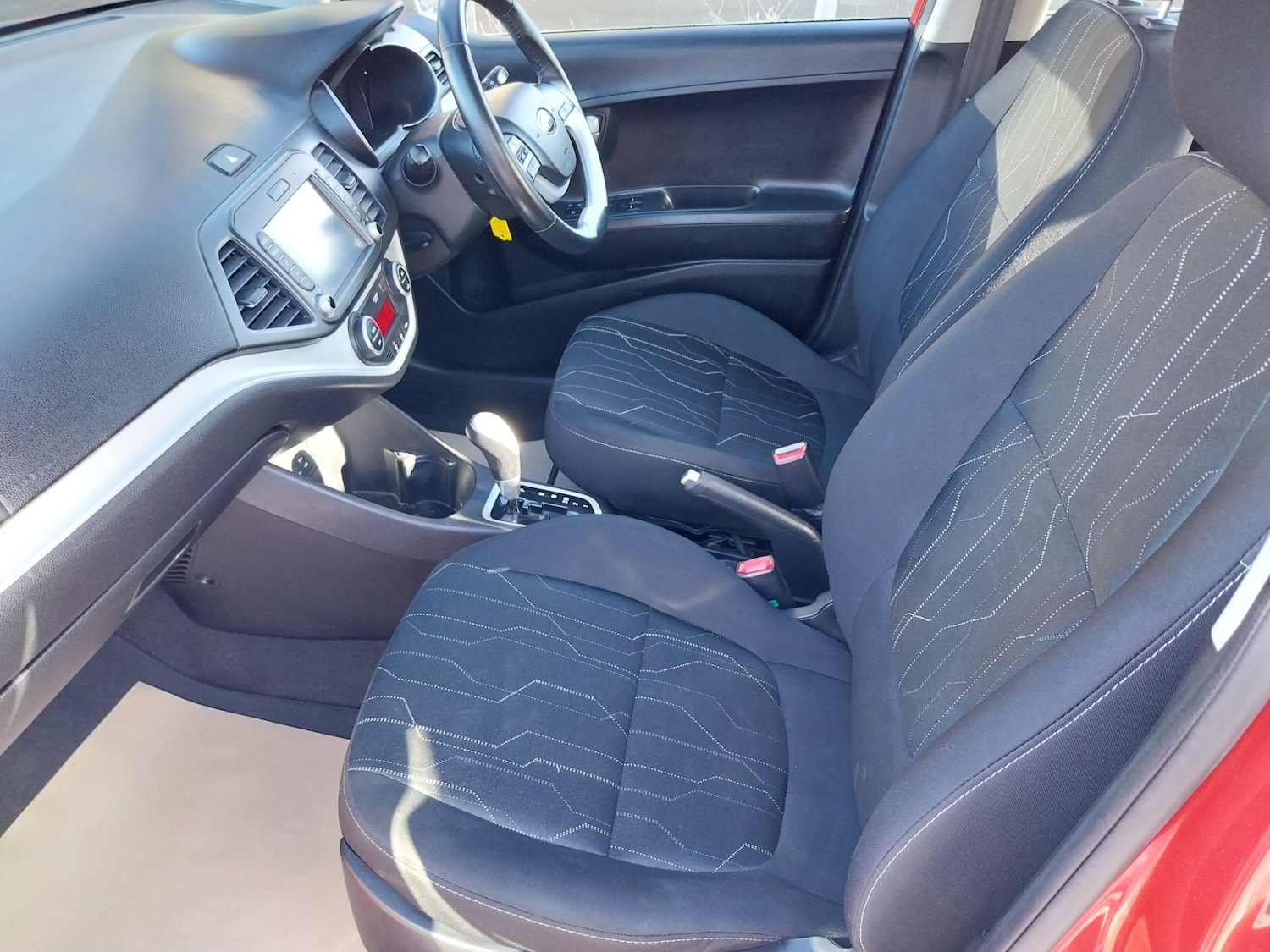 Used Kia Picanto 2016 for sale - 77350739: Photo 24