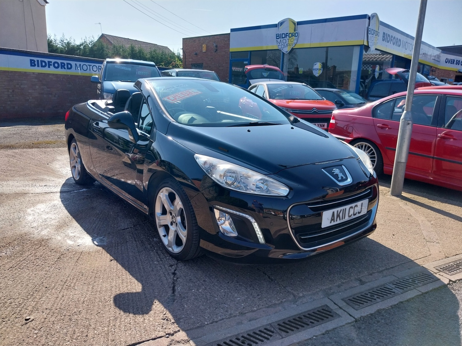 Used Peugeot 308 2011 for sale - 77946320: Photo 2