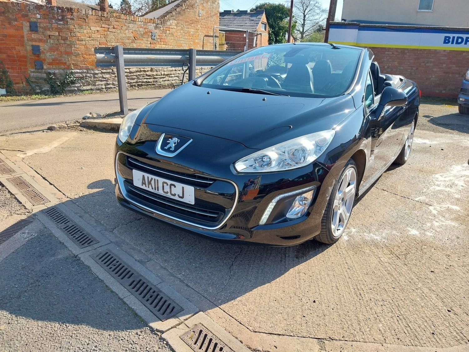 Used Peugeot 308 2011 for sale - 77946320: Photo 3