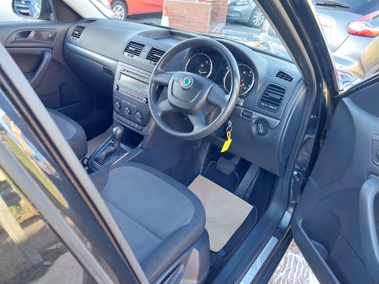 Used Skoda Yeti 2013 for sale - 76694670: Photo 11