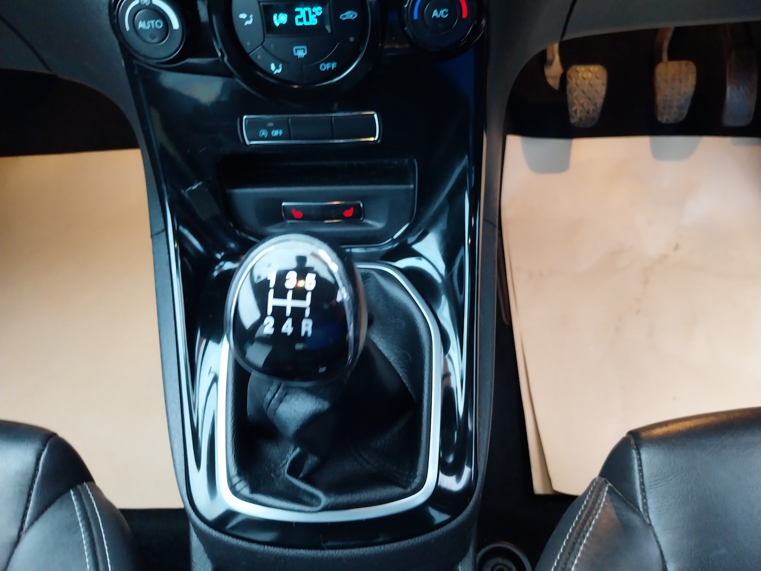 Used Ford Fiesta 2014 for sale - 76302605: Photo 13