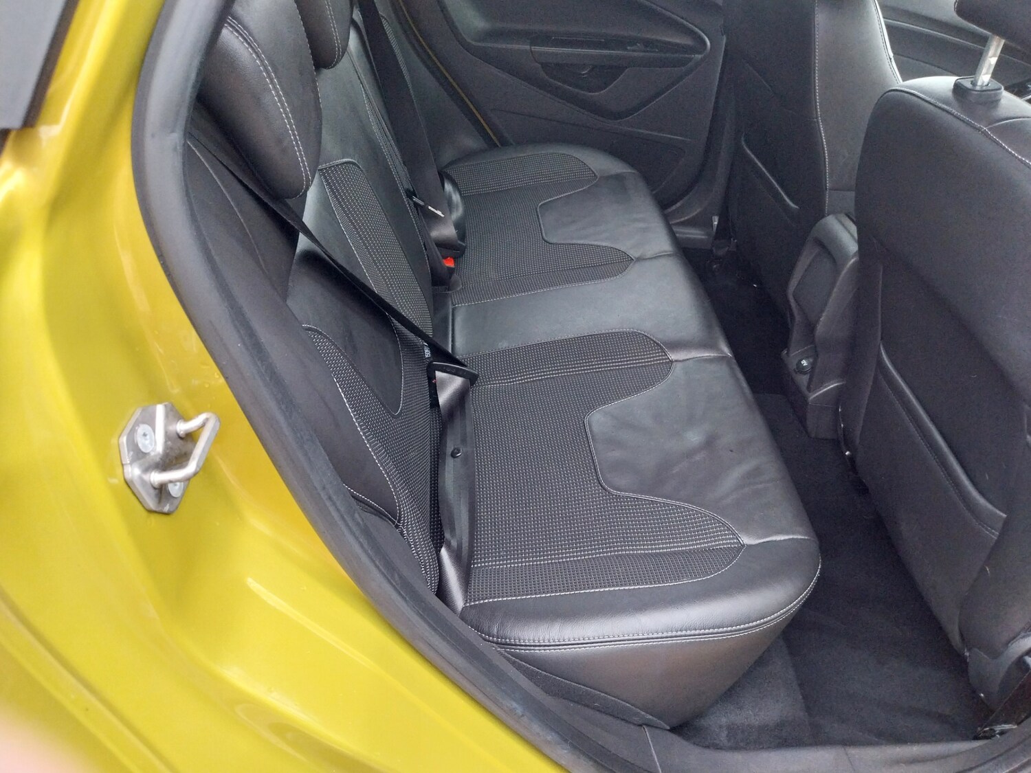 Used Ford Fiesta 2014 for sale - 76302605: Photo 15