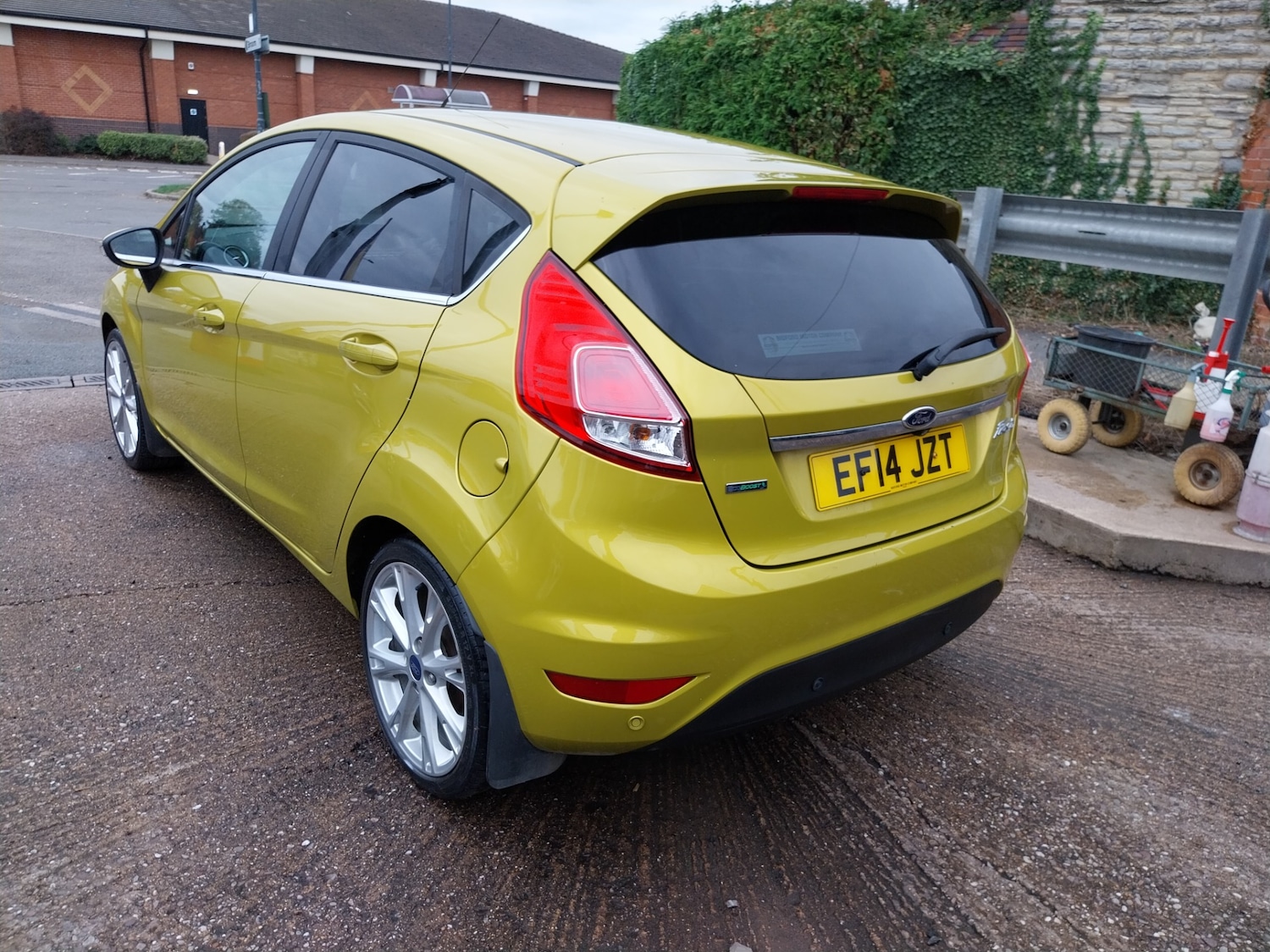 Used Ford Fiesta 2014 for sale - 76302605: Photo 4