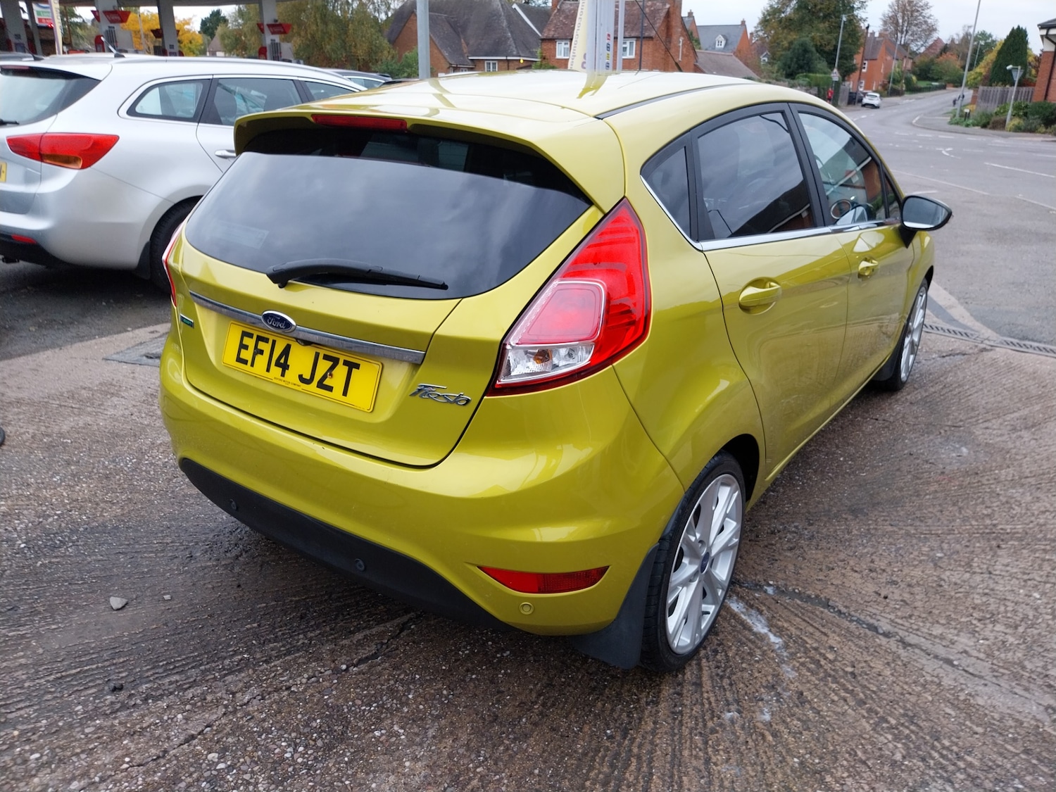 Used Ford Fiesta 2014 for sale - 76302605: Photo 5