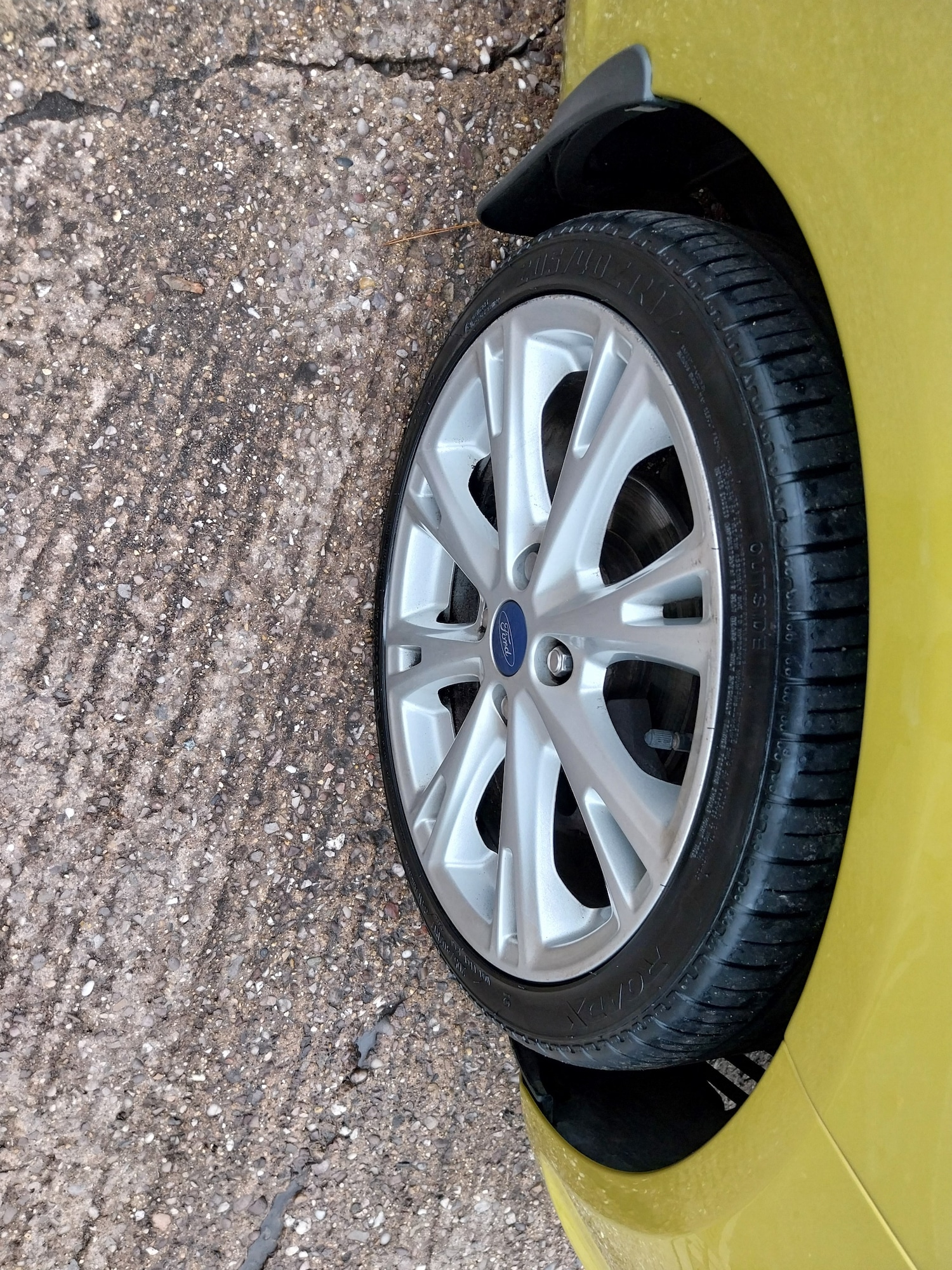 Used Ford Fiesta 2014 for sale - 76302605: Photo 7