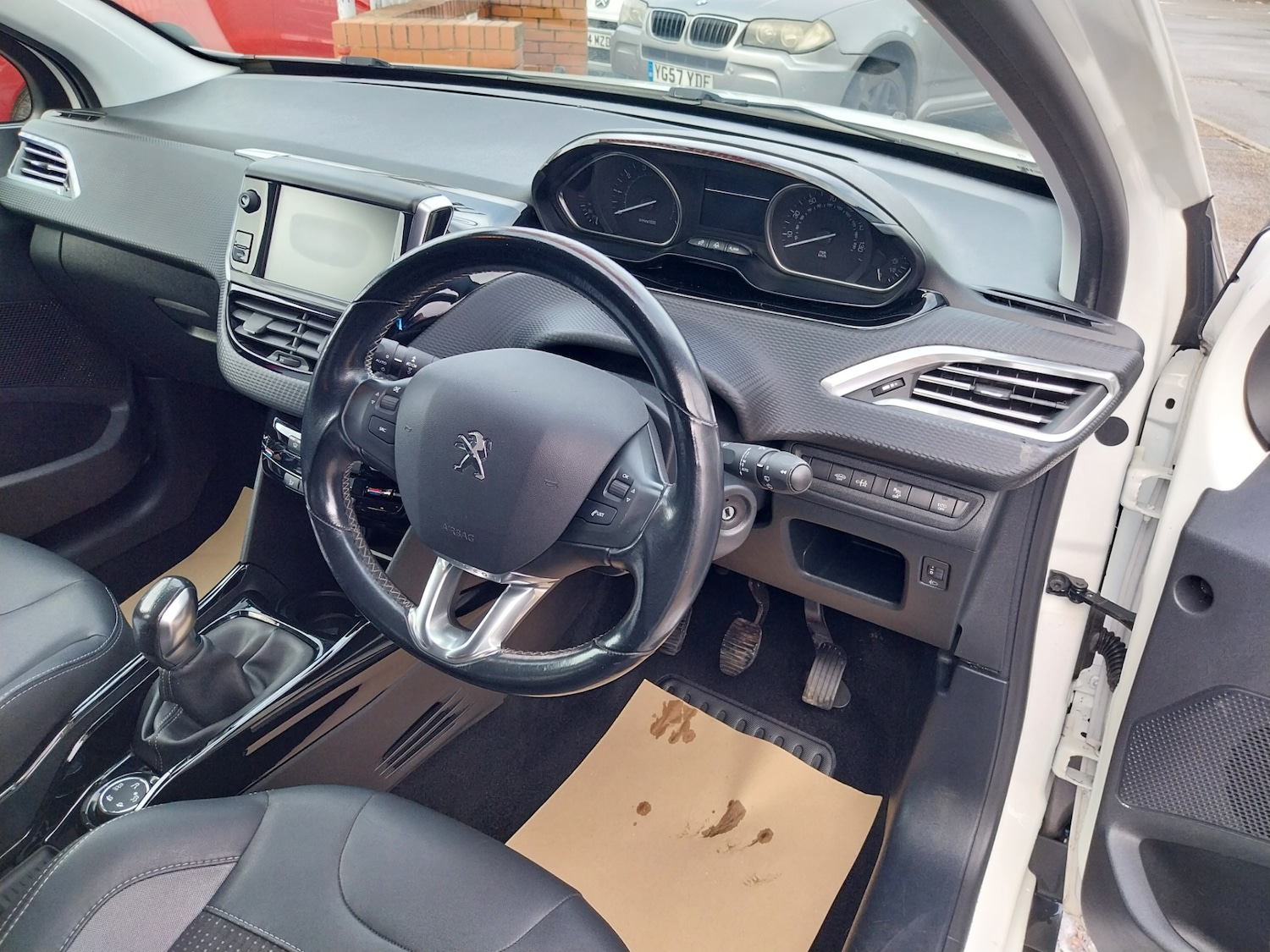 Used Peugeot 2008 2017 for sale - 76957682: Photo 12