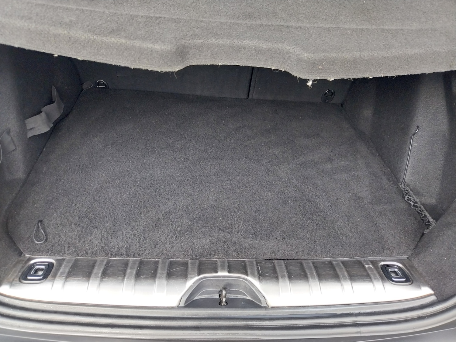 Used Peugeot 2008 2017 for sale - 76957682: Photo 17